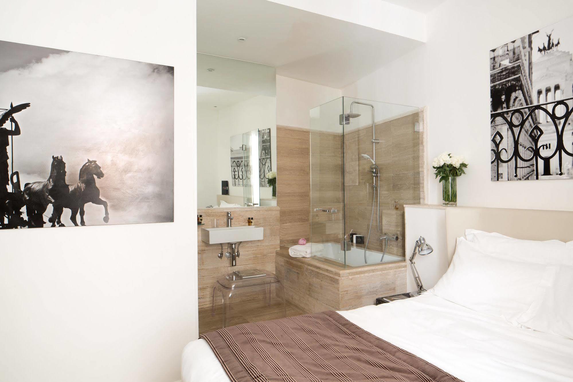 Via Del Corso Home Roma Exterior photo